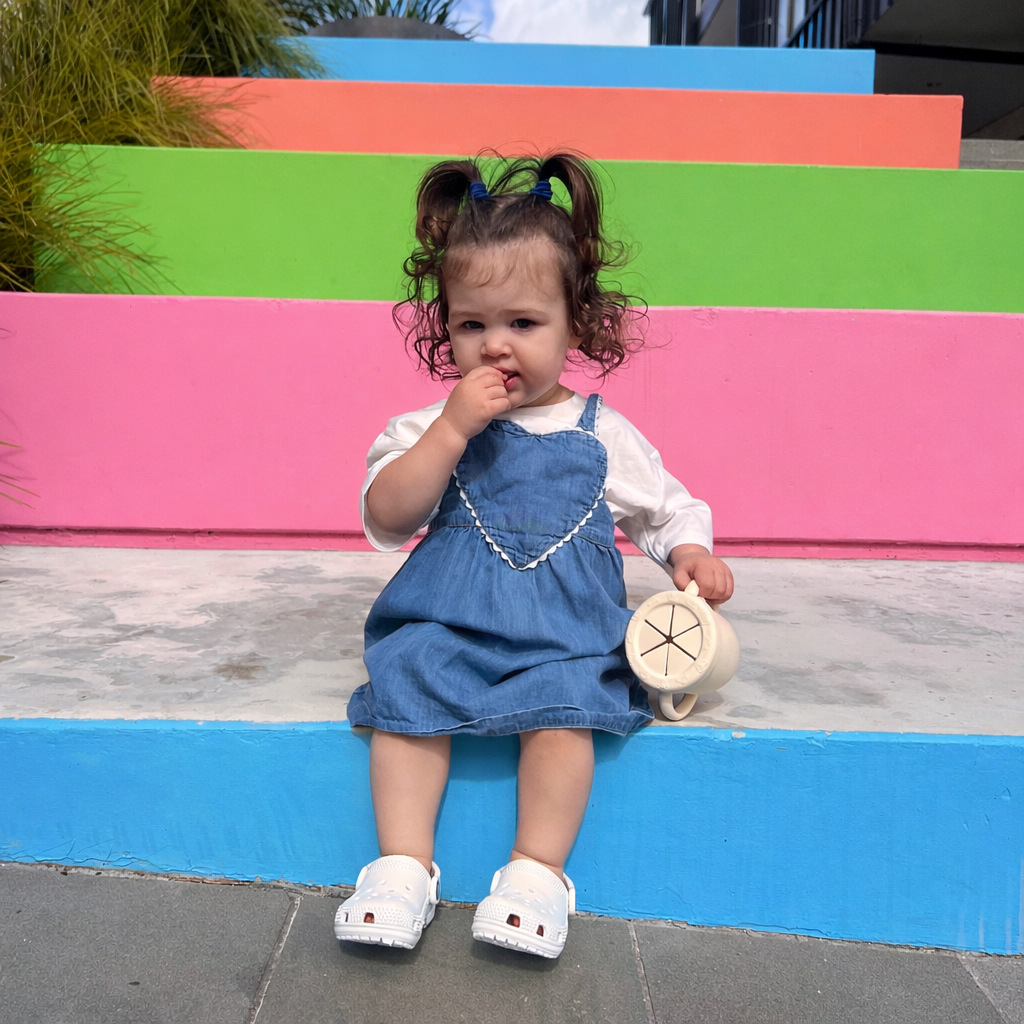 2-in-1 Mess Free Snack Cup